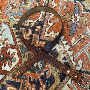 Mens leather belt. 42in